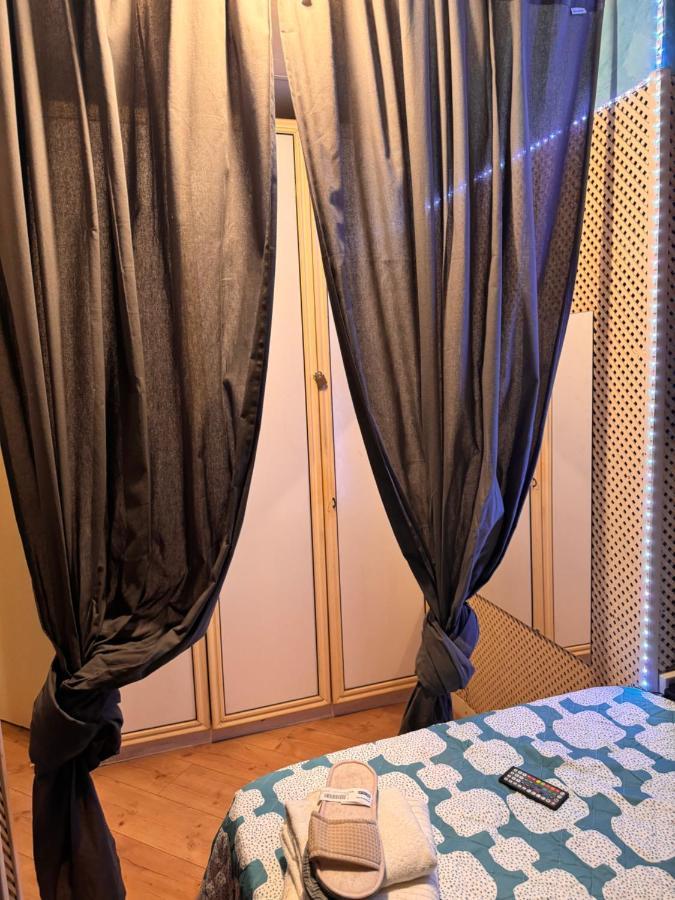 Bonita Habitacion En Chalet Барселона Экстерьер фото